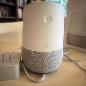 Google Home Voice-Activated Speaker